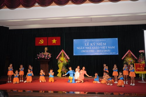 Lễ kỷ niệm 33 năm ngày nhà giáo việt nam